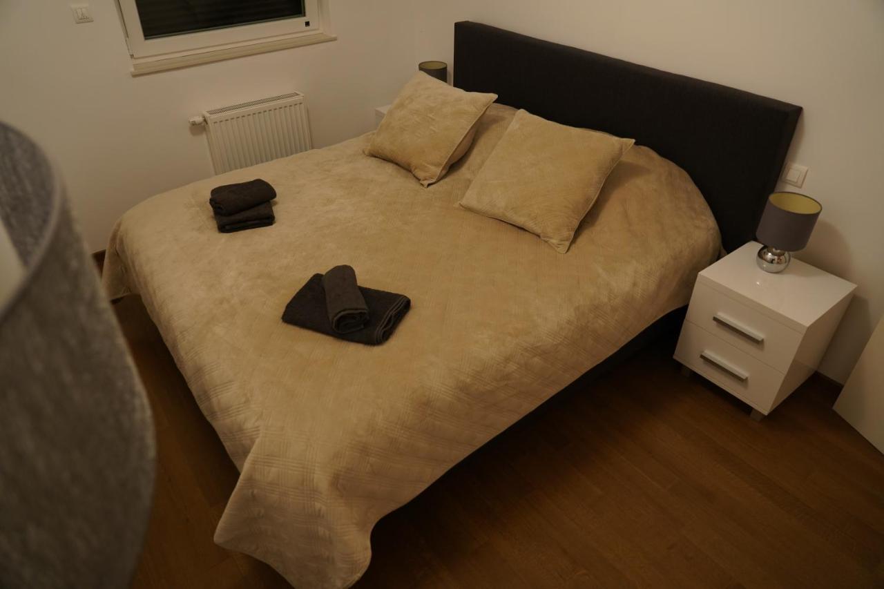 Jackey Apartment Баня Лука Екстериор снимка